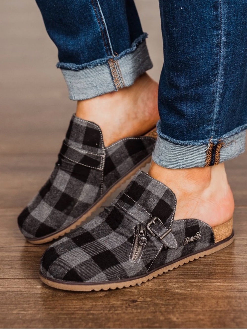 Blowfish Florah Clogs Slides Grey Buffalo Check Sz 7.5